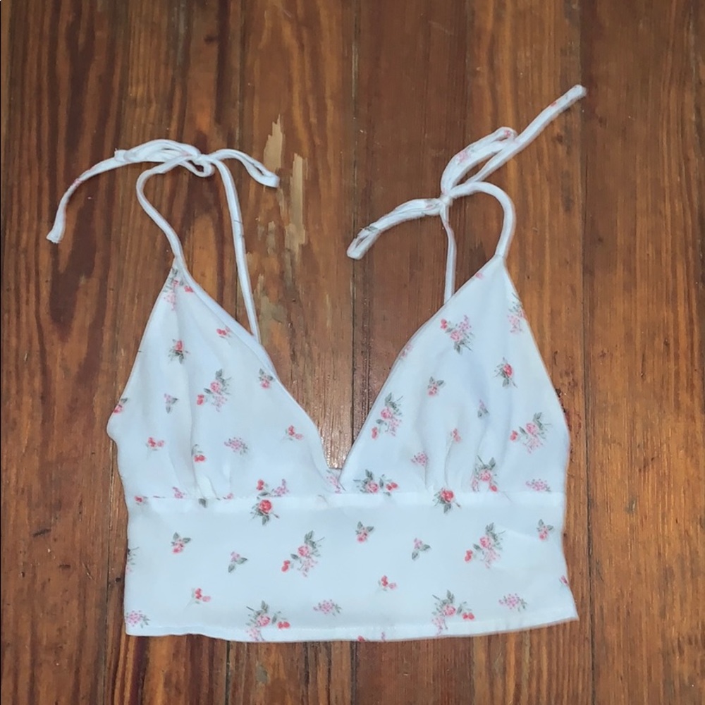 Tie floral crop top